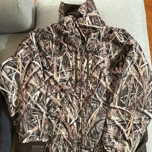 Men’s Drake coat. Size Medium